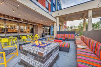 home2 suites by hilton raleigh state arena