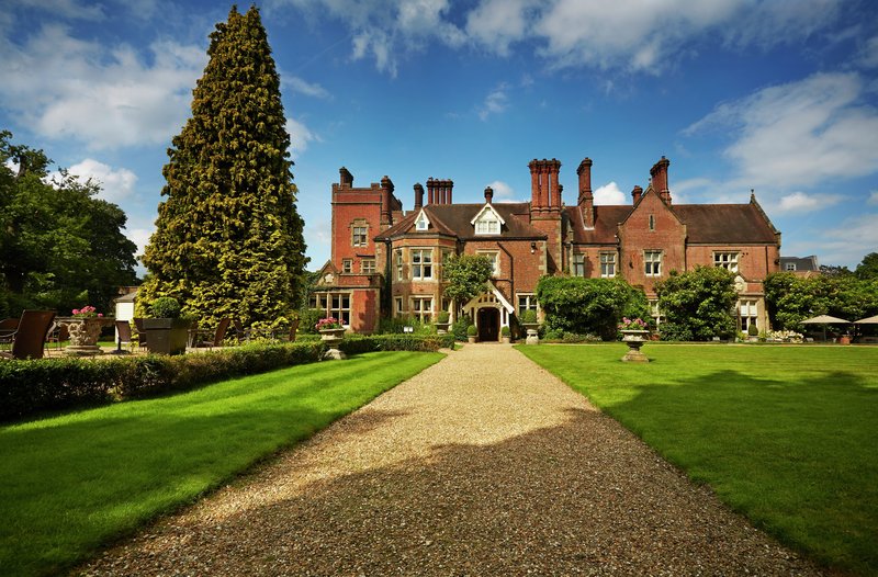 Alexander House And Utopia Spa