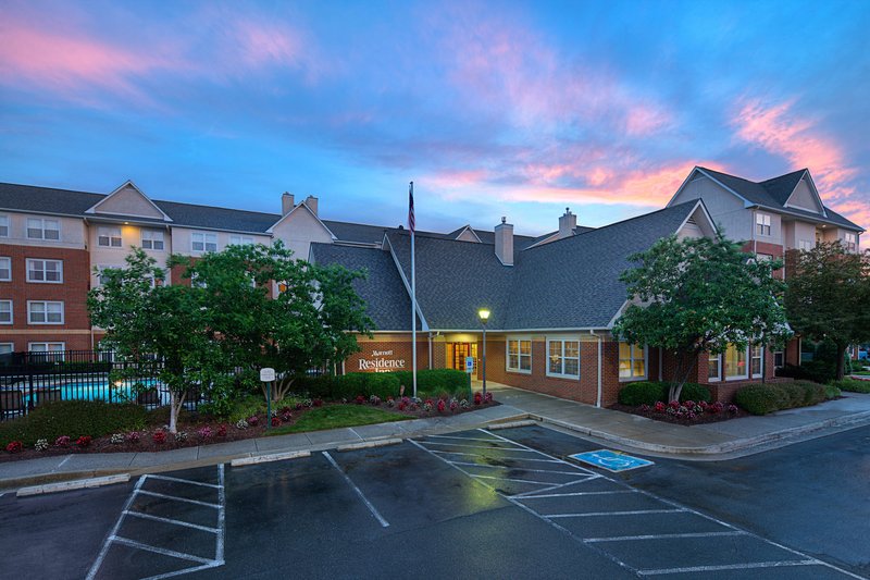 residence inn by marriott richmond northwest