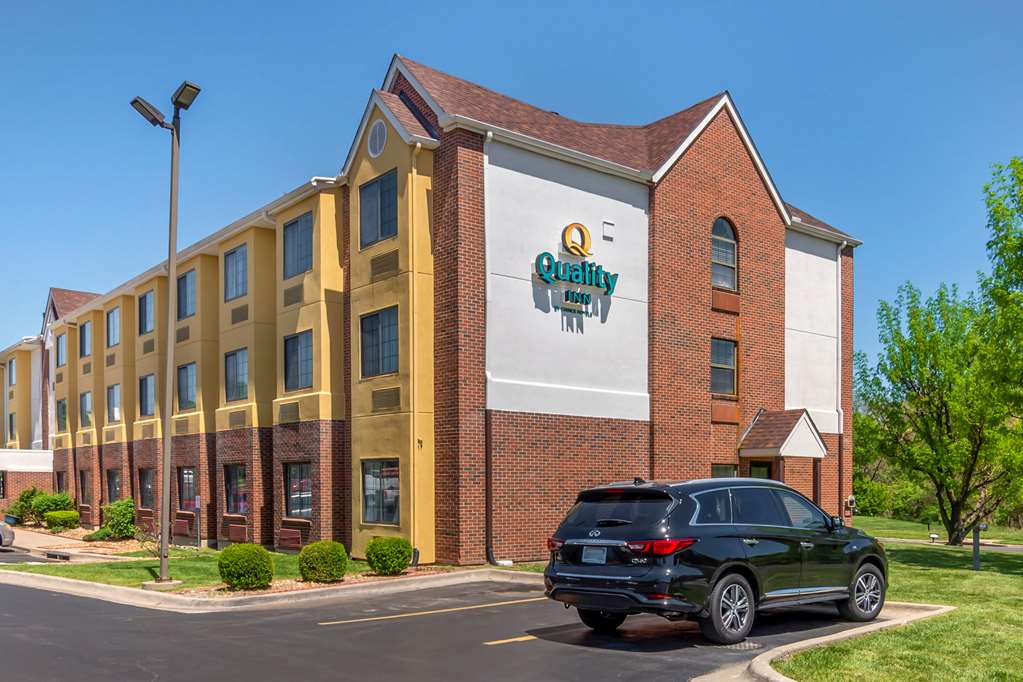 Quality Inn Overland Park Kansas City,Johnson County>>Johnson,3 star
