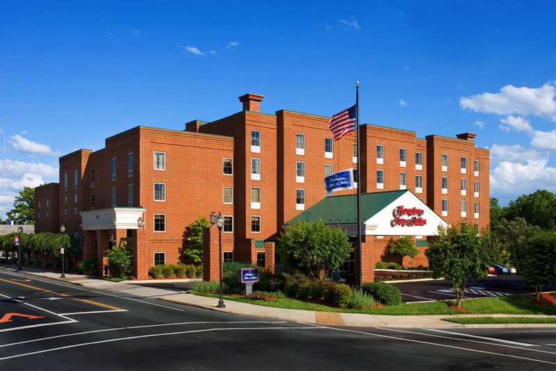 Hampton Inn & Suites Charlottesville-At The University,Virginia>>Charlottesville,2.5 star