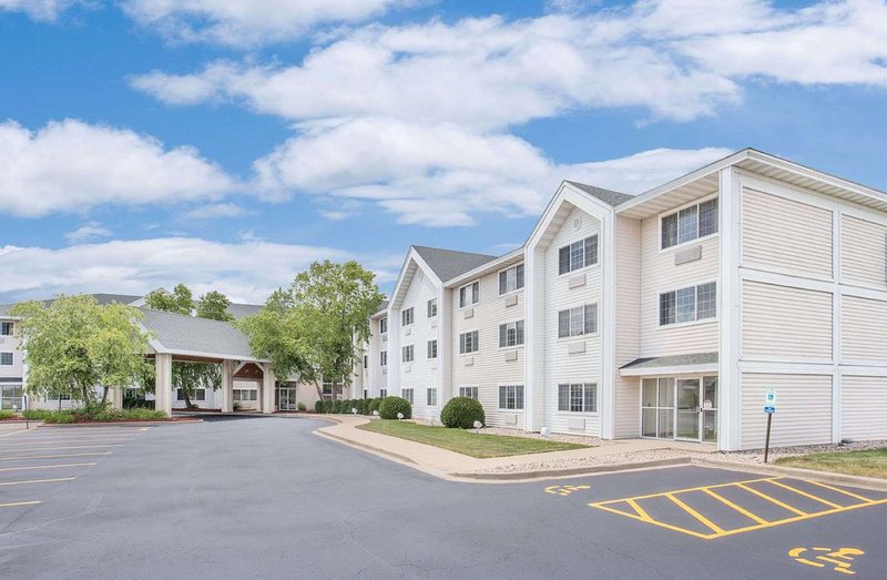 Cobblestone Suites Oshkosh,Oshkosh>>Appleton,3 star