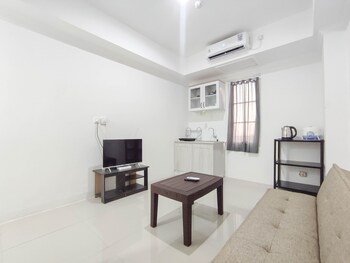 Good Deal 1Br At Paltrow City Apartment,,0 star