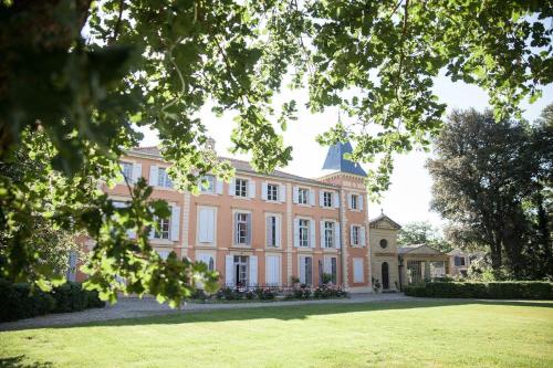 Chateau De Roquelune,,1 star
