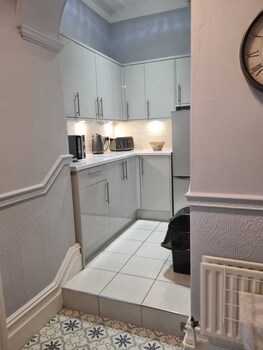 Hursley Lodge,,0 star