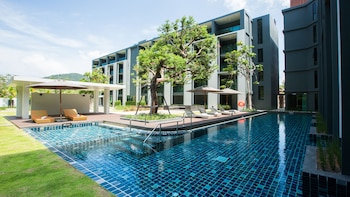 b2 krabi premier hotel