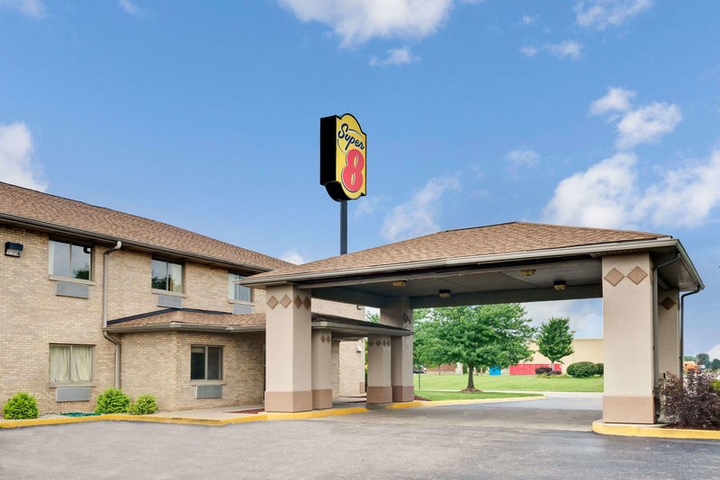 Super 8 By Wyndham Kokomo,Indiana>>Kokomo,2 star