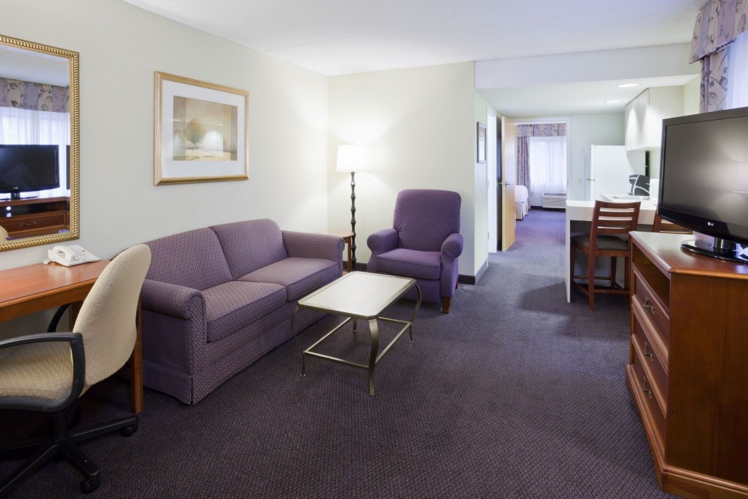 holiday inn and suites st cloud by ihg