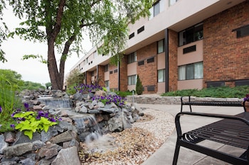 holiday inn and suites st cloud by ihg
