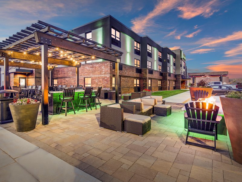 Holiday Inn & Suites St. Cloud, An Ihg Hotel