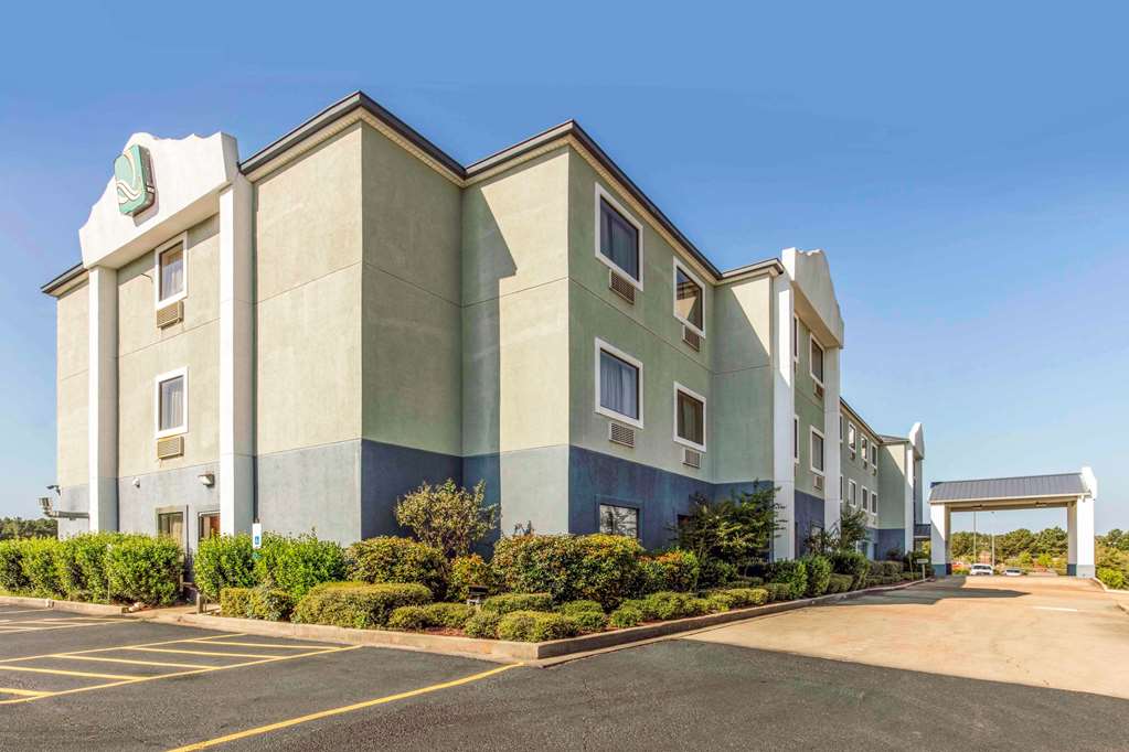 quality inn and suites pearl jackson