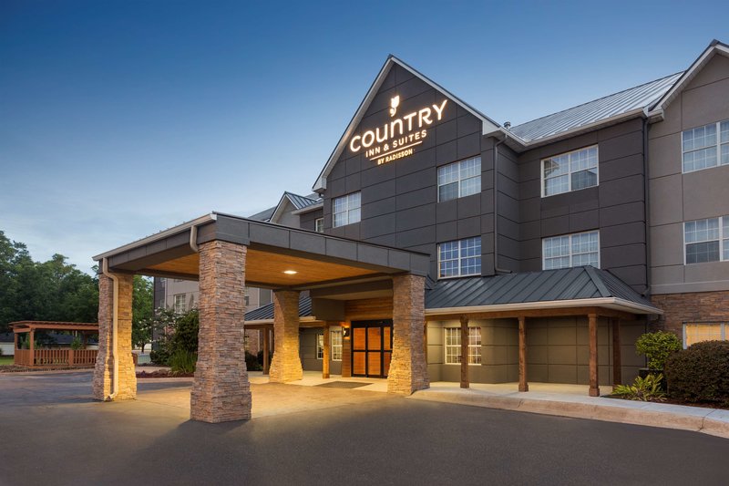 country inn and suites by radisson jackson airport ms