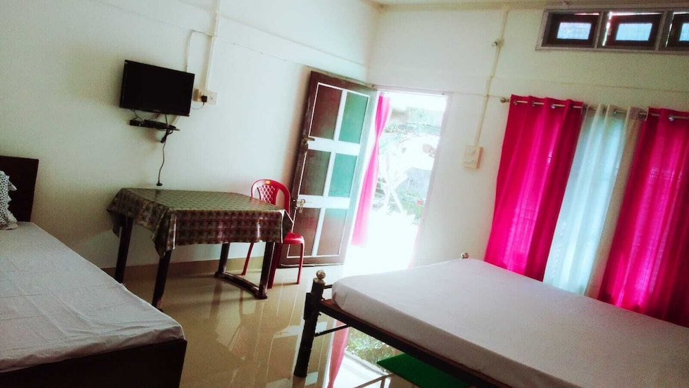 Homocation Sreemoyee Homestay,Hatikhuli>>Golaghat,2 star