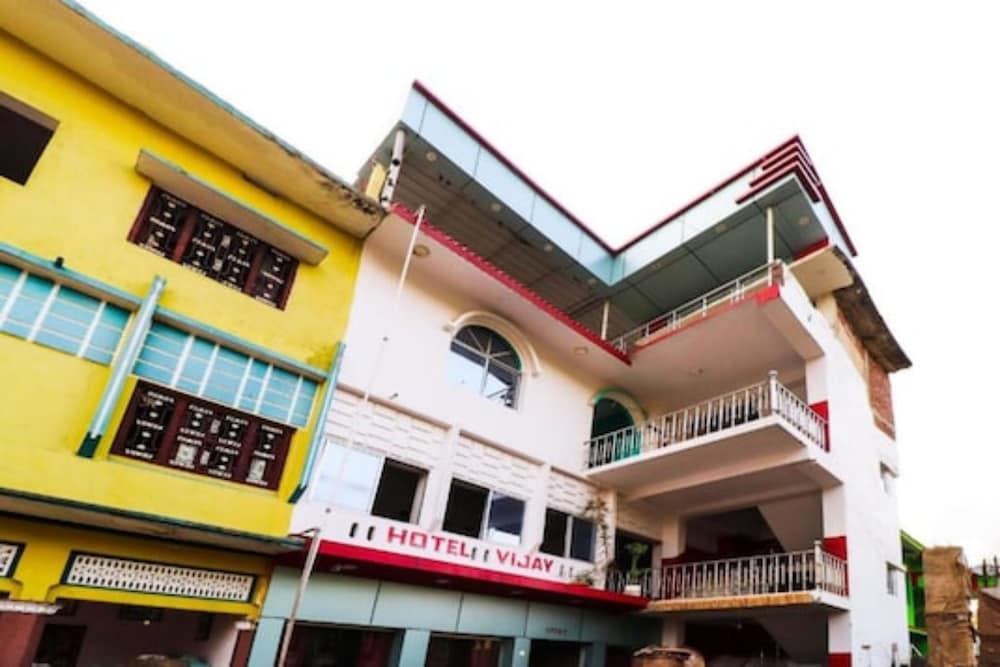 Hotel Vijay,Rajgir>>Bihar Sharif,3 star