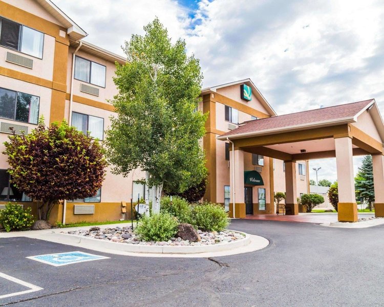 Quality Inn And Suites,Montrose>>Cimarron,2 star