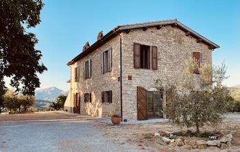 Casale Rancaglia,,4 star