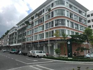 marina times square homestay by evernent