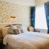 Dunromin Hotel,,3 star