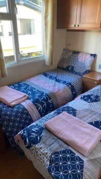 chequers at heacham beach holiday park 2 bedroom
