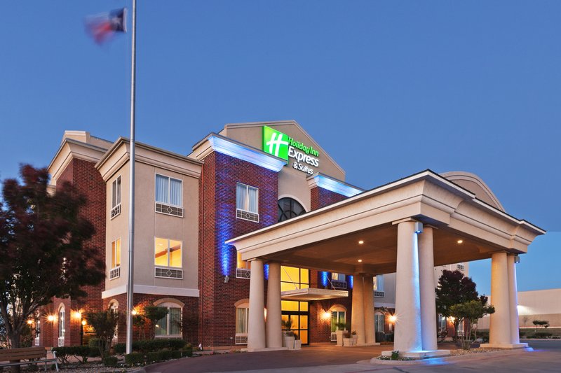 holiday inn express and suites by ihg
