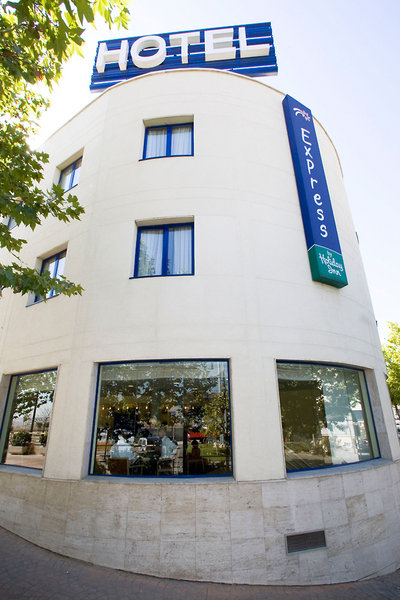Holiday Inn Express Madrid-San Sebastian De Los Reyes By Ihg,Connected To A Shopping Center,3 star