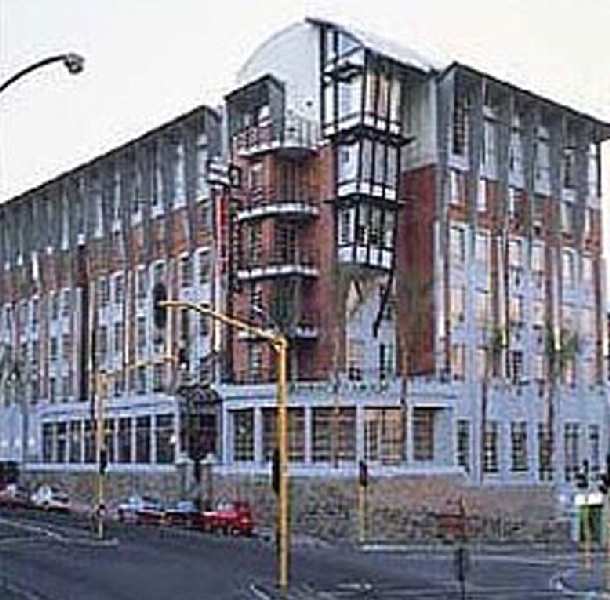 Garden Court Victoria Junction,Near Two Oceans Aquarium,4 star