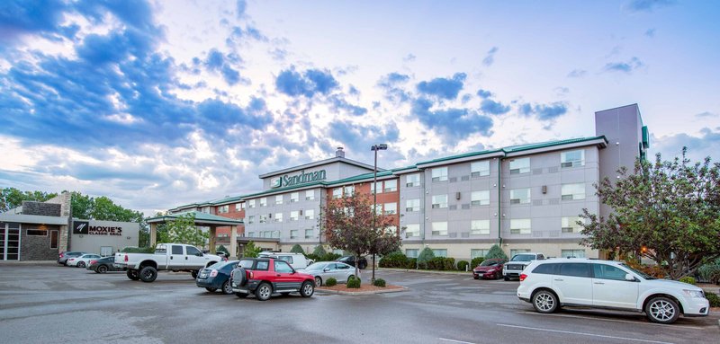 Sandman Hotel & Suites Regina,Regina>>Emerald Park,3 star