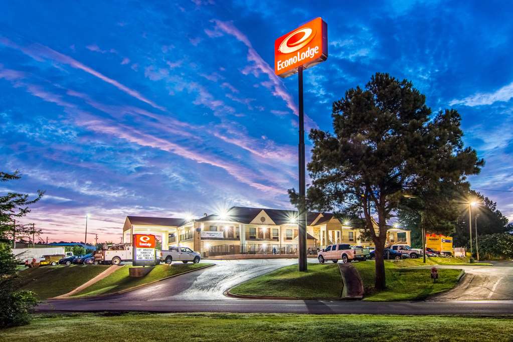 Econo Lodge,Jasper>>Alabama,2.5 star