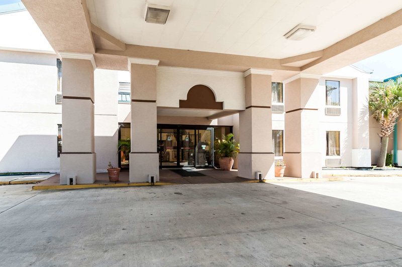 quality inn and suites lafayette