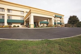 La Quinta Inn & Suites By Wyndham Roanoke Salem,Salem>>Roanoke,3 star