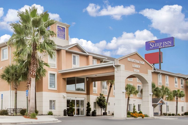 sleep inn and suites valdosta