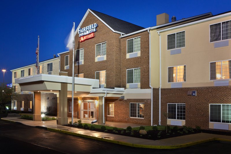 fairfield inn and suites by marriott cincinnati eastgate