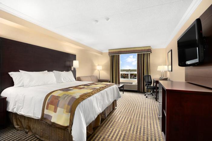 Comfort Inn & Conference Centre Toronto Airport,In Toronto (Etobicoke),3 star