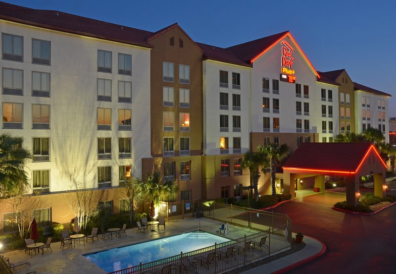 Red Roof Inn Plus+ San Antonio Downtown - Riverwalk,San Antonio>>Bexar County,3 star