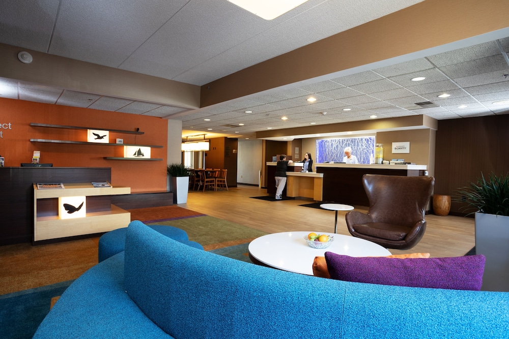 Quality Inn & Suites Sandusky,Erie County>>Avery,2.5 star