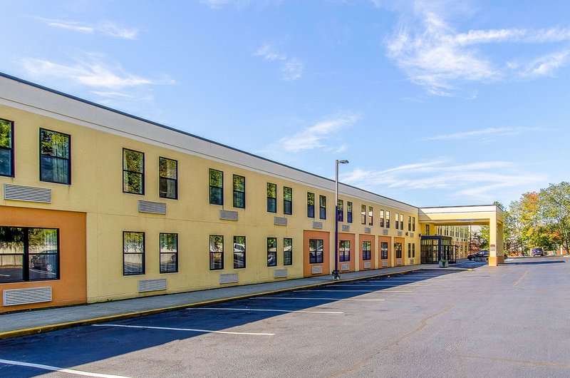 La Casa Inn & Suites - Middleboro,Lakeville>>Berkley,3 star
