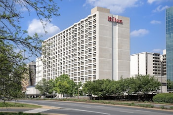 Hilton Arlington National Landing,Arlington County>>Arlington,4 star