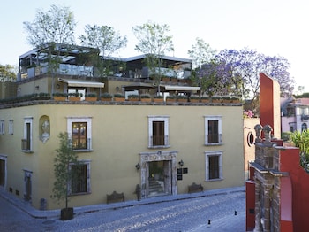 small luxury hotel el golpe de vista