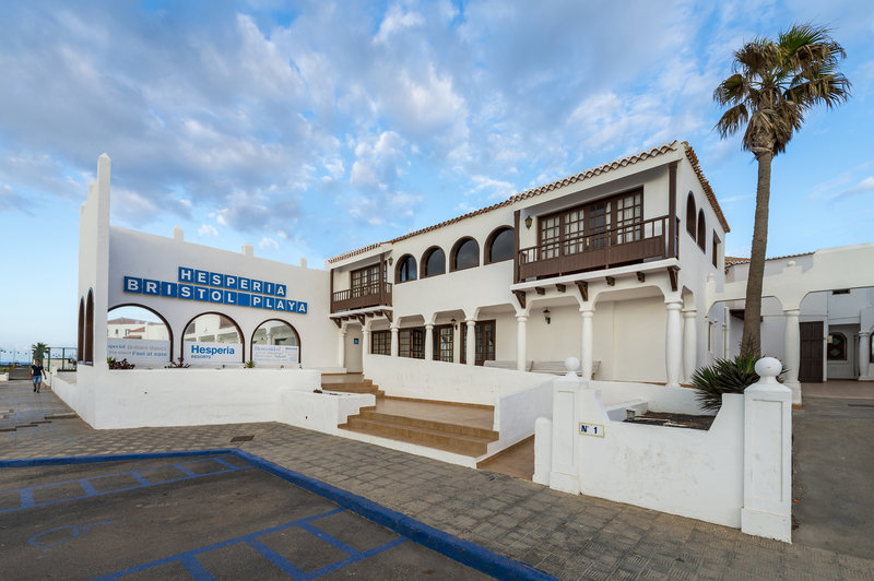 apartamentos hesperia bristol playa