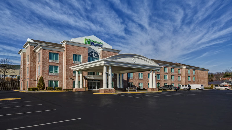 Holiday Inn Express And Suites London, An Ihg Hotel