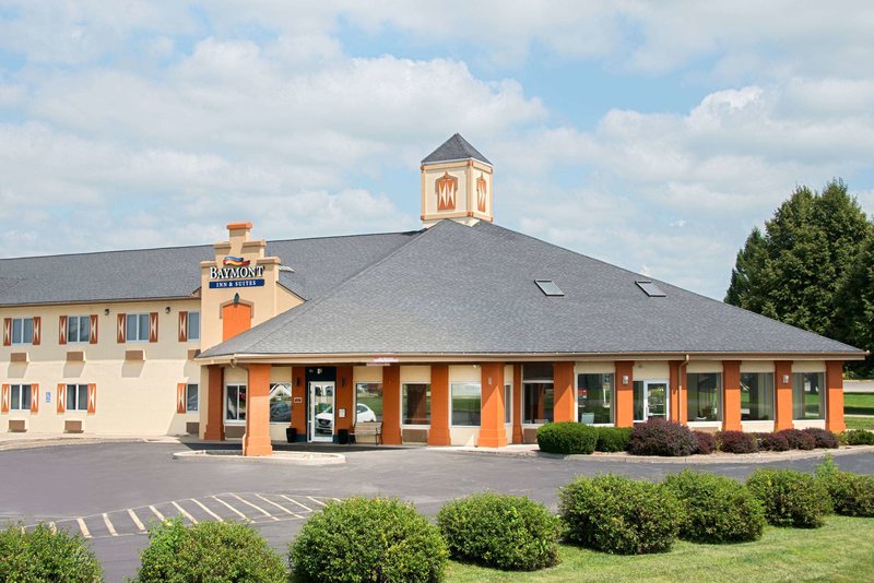 Baymont By Wyndham Pella,Marion>>Leighton,2.5 star