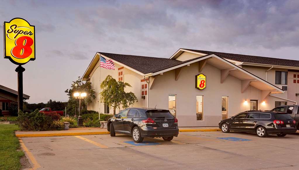 Super 8 By Wyndham Keokuk,Keokuk>>Burlington,2 star