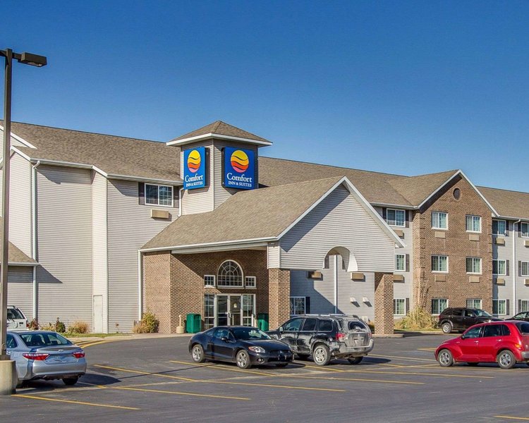Quality Inn & Suites Fort Madison Near Hwy 61,Des Moines County>>Burlington,3 star