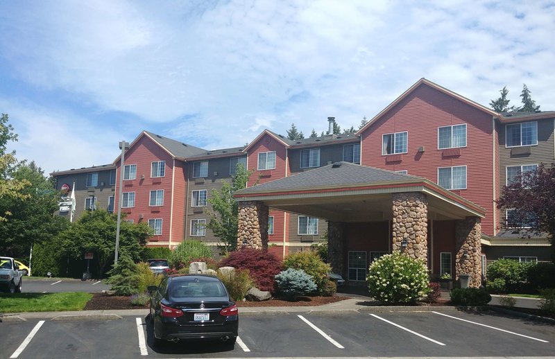 Best Western Plus Vancouver Mall Dr. Hotel & Suites