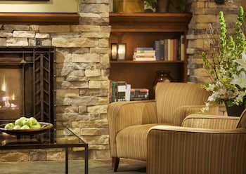 Larkspur Landing Hillsboro - An All-Suite Hotel,Hillsboro>>Aloha,3 star