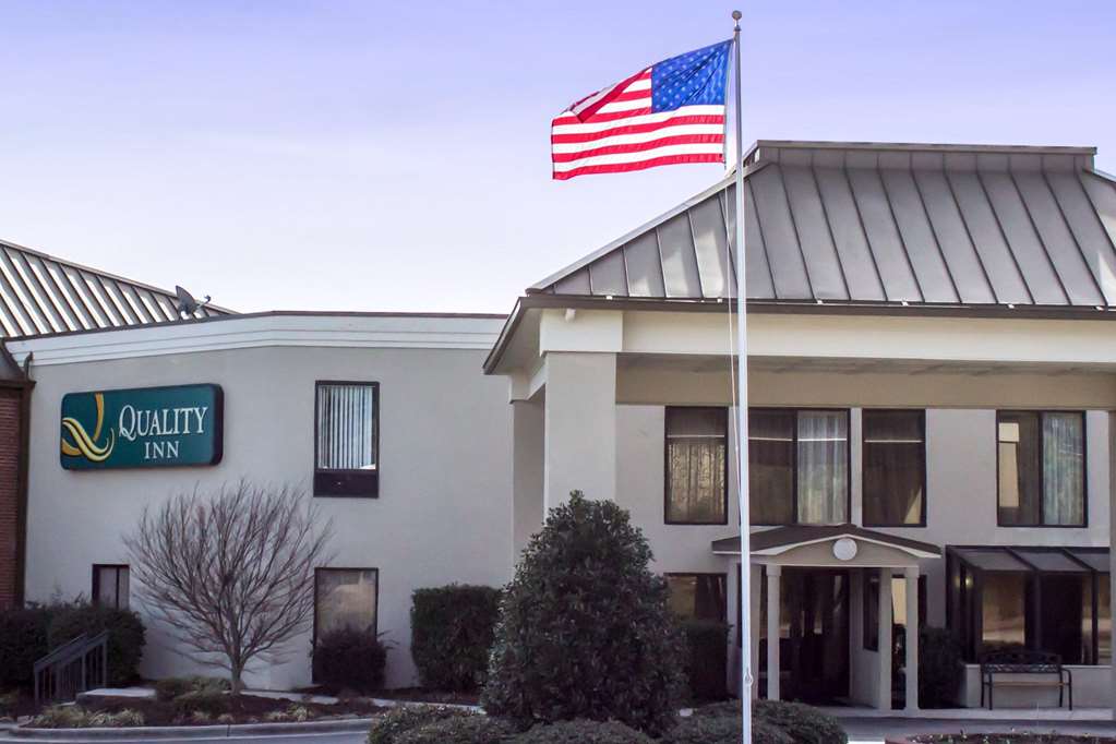 Quality Inn And Suites,Selma>>Rocky Mount,2.5 star