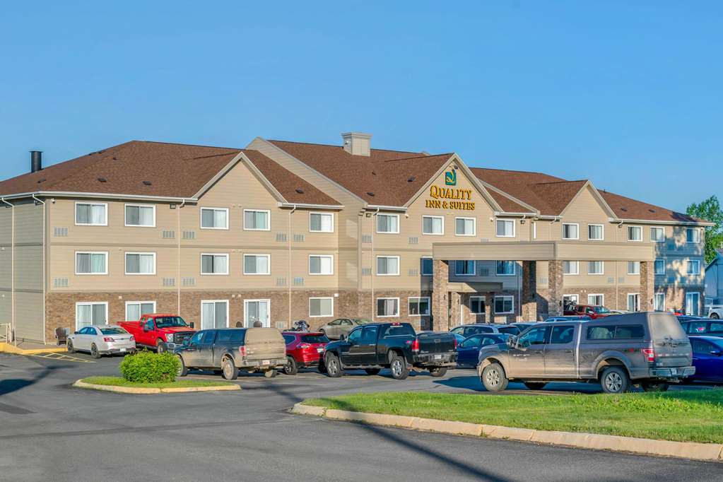 Quality Inn & Suites Bathurst