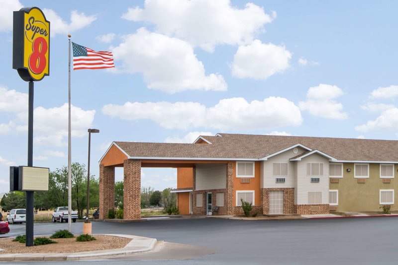 Super 8 By Wyndham Portales,Curry County>>Clovis,2 star