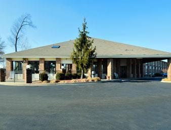 Baymont By Wyndham Louisville South I 65,Hillview>>Brooks,2.5 star