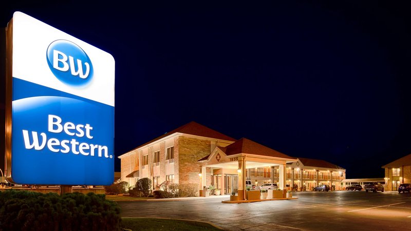 days inn by wyndham st charles il